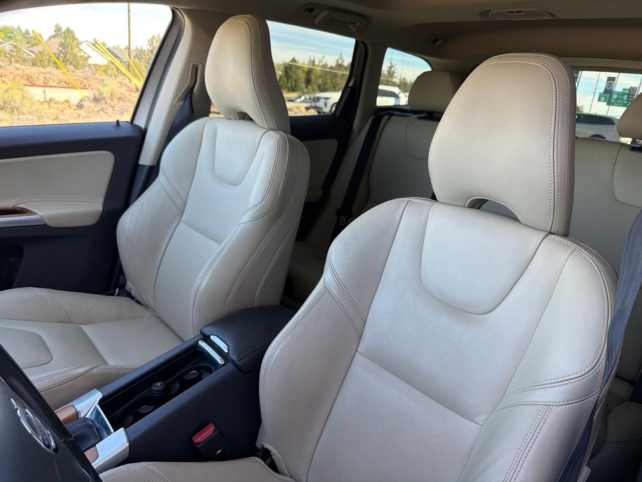 2017 Volvo XC60 T5 Inscription Bend OR