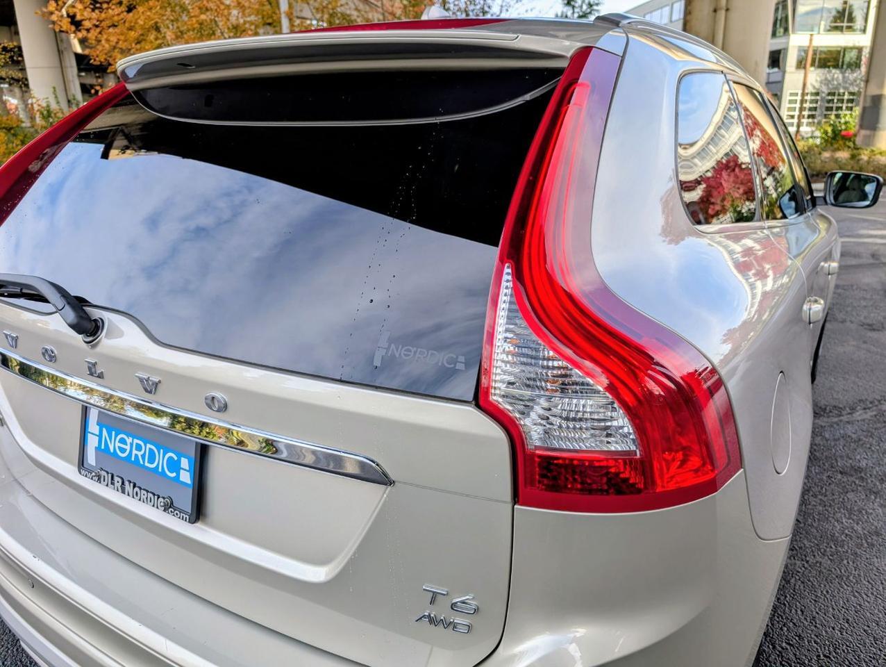 2017 Volvo XC60 T6 AWD Dynamic Preferred w/High Performance Audio, Heated Seats * Portland OR