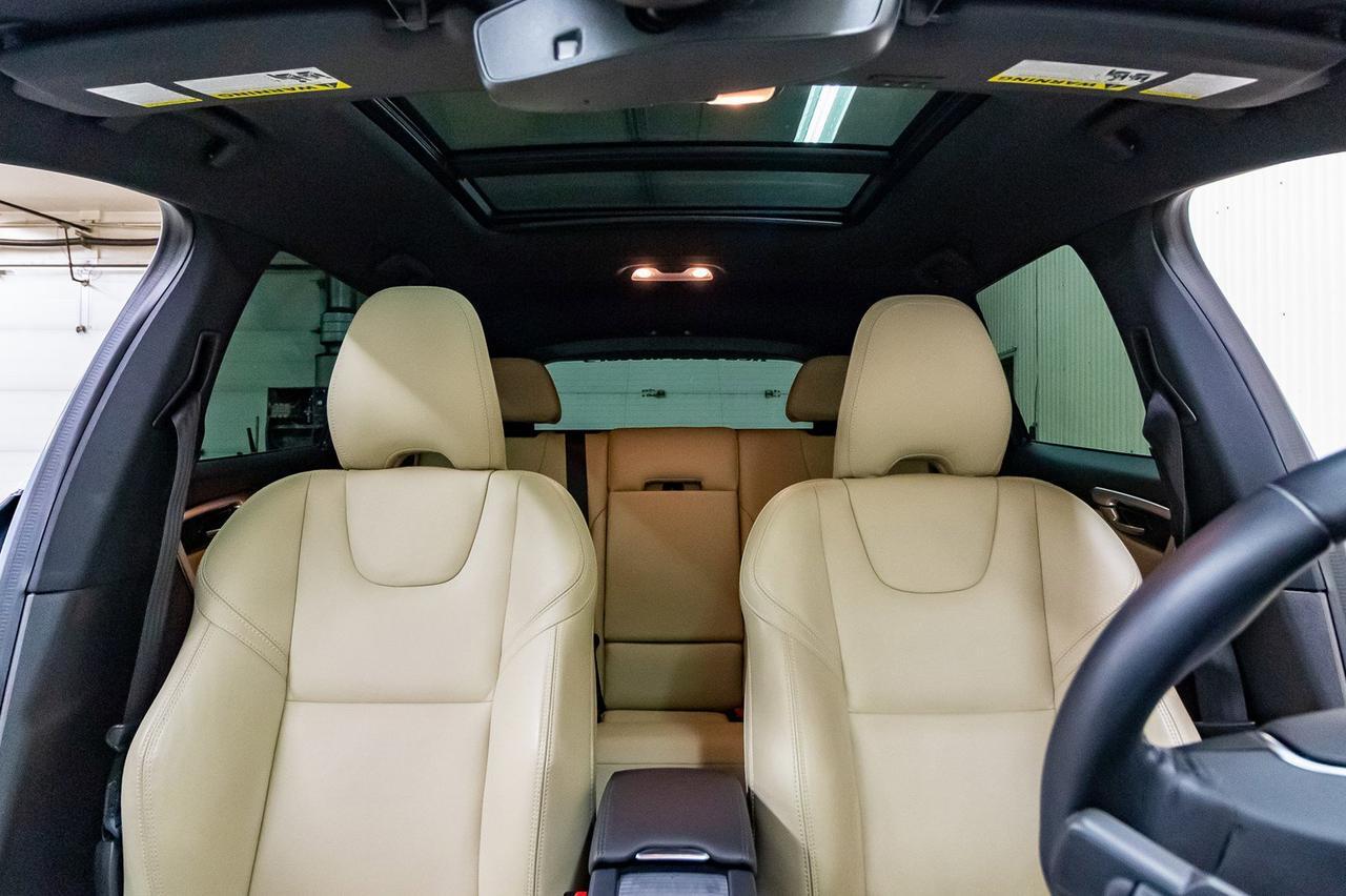 2017 Volvo XC60 T6 Drive-E Premier Leather Roof Nav Red Deer AB