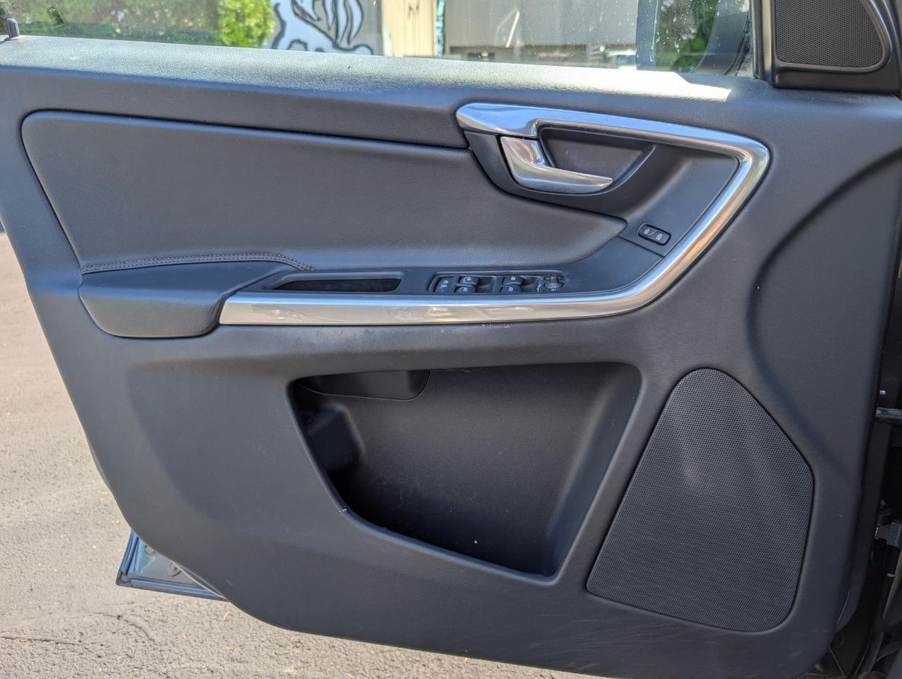 2017 Volvo XC60 T6 Dynamic AWD Portland OR