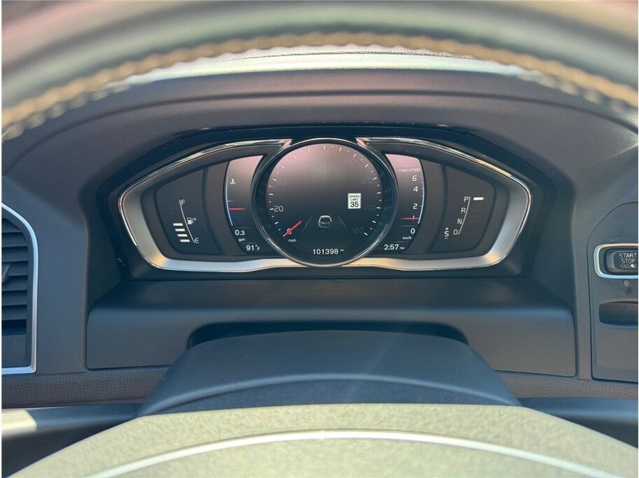 2017 Volvo XC60 T6 R-Design Sport Utility 4D Folsom CA