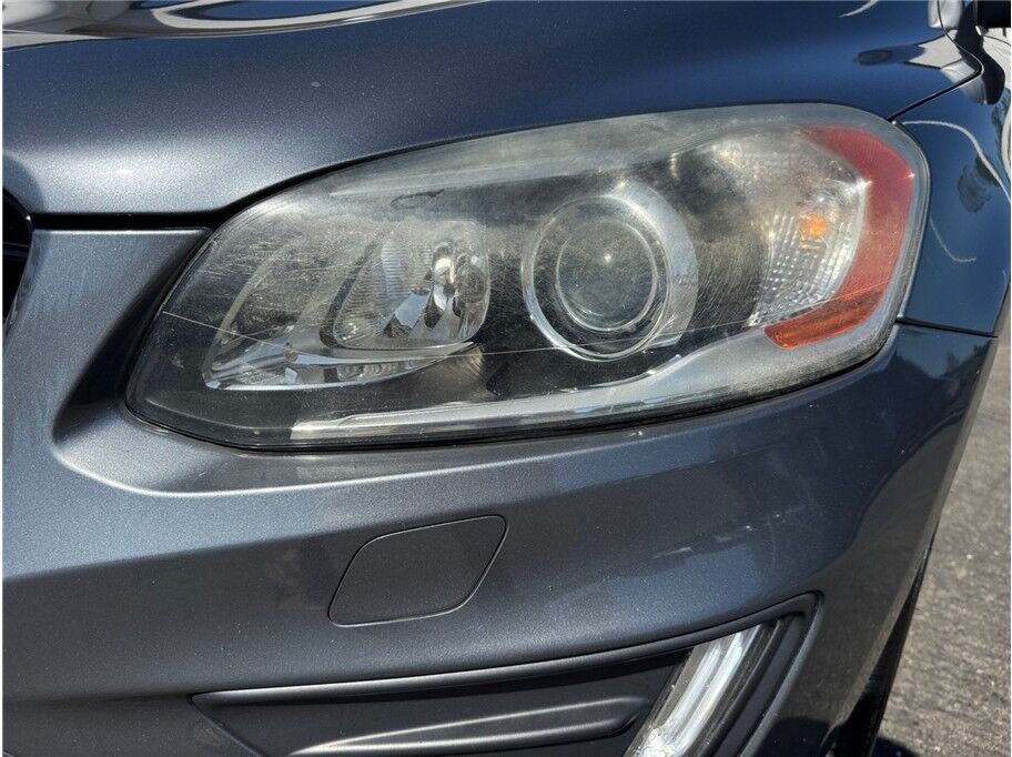 2017 Volvo XC60 T6 R-Design Sport Utility 4D Folsom CA
