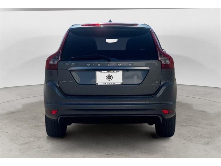 2017 Volvo XC60 T6 R-Design Sport Utility 4D Folsom CA