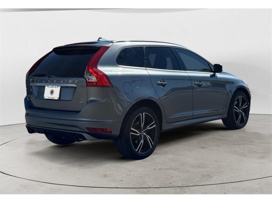 2017 Volvo XC60 T6 R-Design Sport Utility 4D Folsom CA