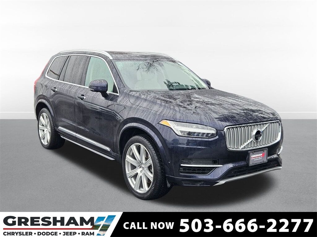 2017 Volvo XC90 Hybrid T8 Inscription