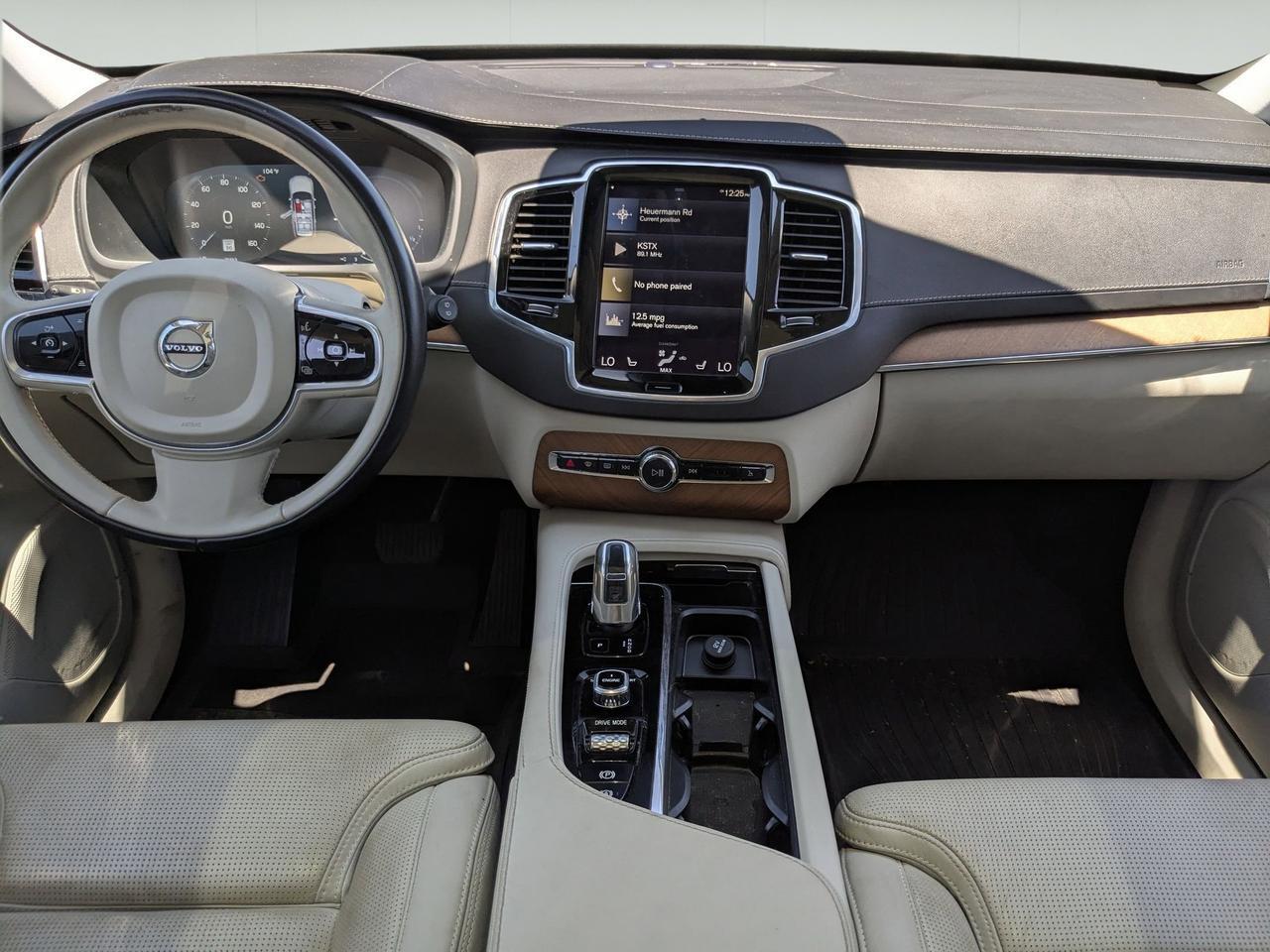 2017 Volvo XC90 Inscription