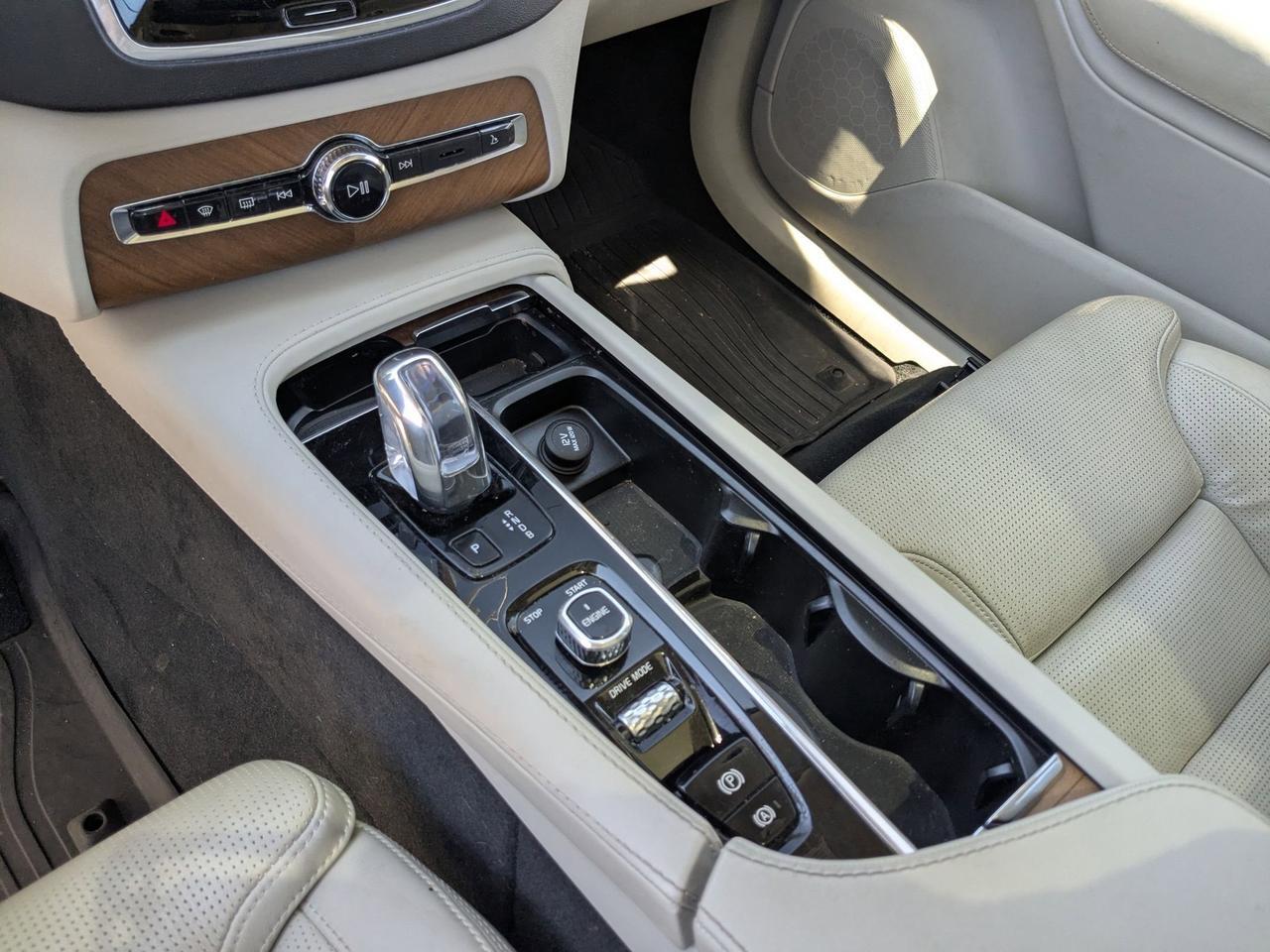 2017 Volvo XC90 Inscription
