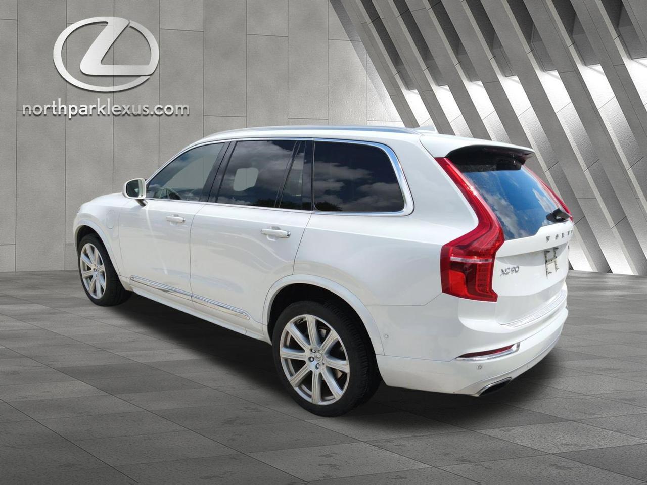 2017 Volvo XC90 Inscription