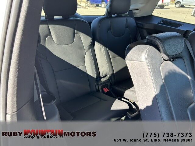 2017 Volvo XC90 Momentum Elko NV 2017 Volvo XC90 Momentum Elko NV