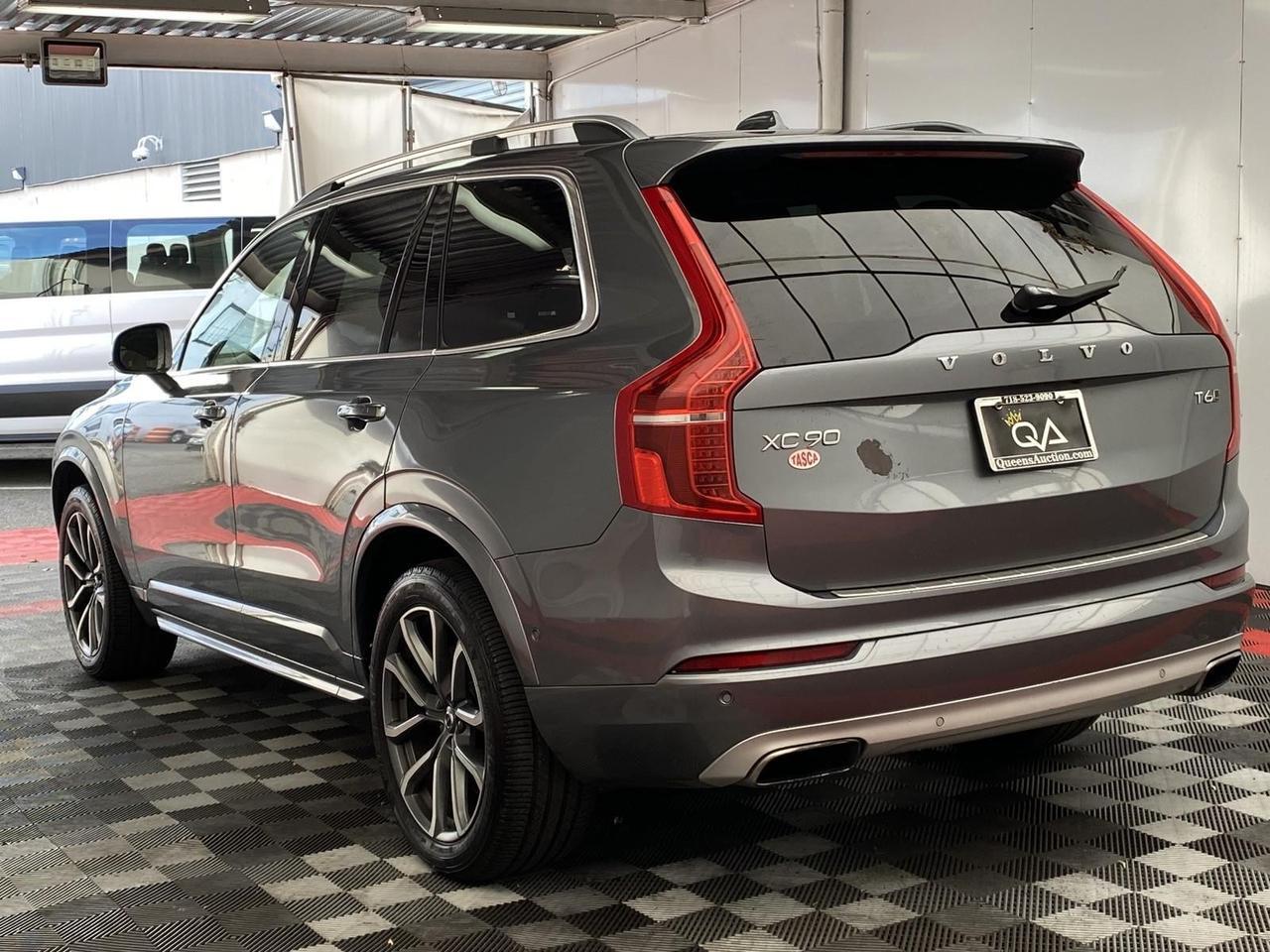 2017 Volvo XC90 Momentum photo 3