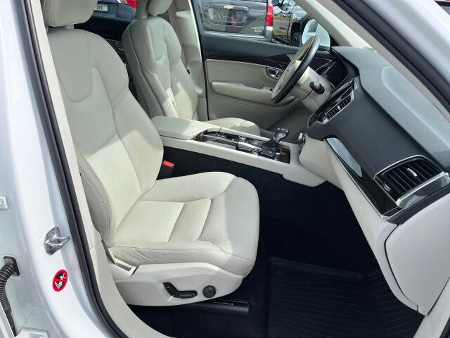 2017 Volvo XC90 Momentum T6 AWD Ashland VA