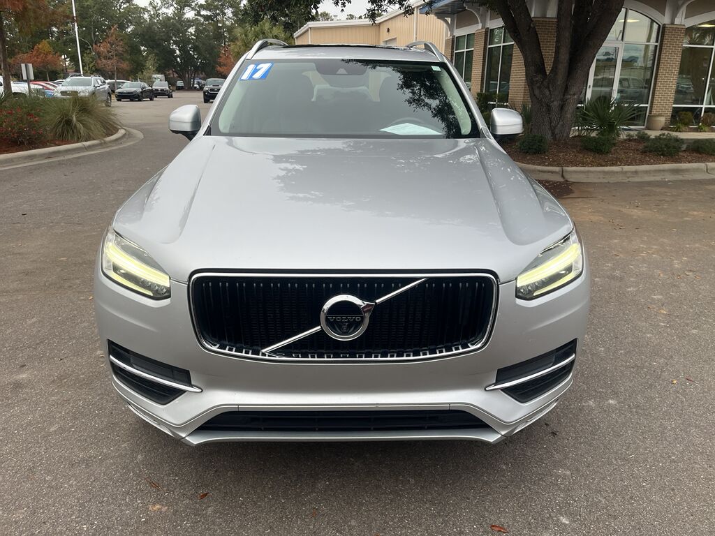 2017 Volvo XC90 Momentum