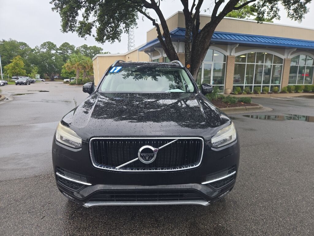 2017 Volvo XC90 Momentum
