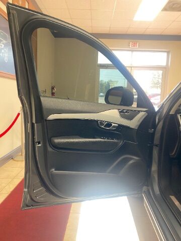 2017 Volvo XC90 T5 Momentum Charlotte NC