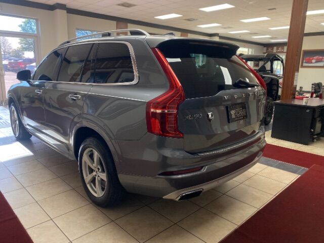2017 Volvo XC90 T5 Momentum