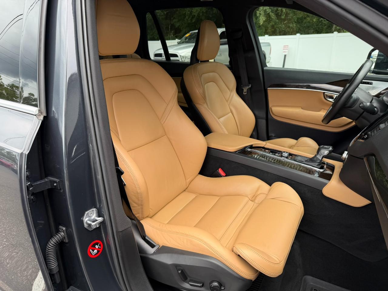 2017 Volvo XC90 T6 AWD 7-Passenger Momentum Jacksonville FL