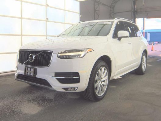 2017 Volvo XC90 T6 Momentum
