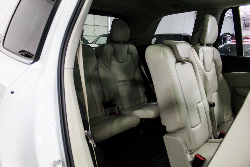 2017 Volvo XC90 T6 Momentum Tigard OR