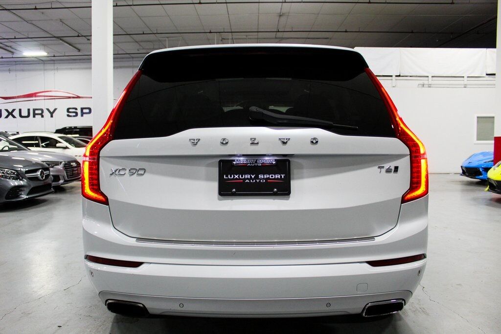 2017 Volvo XC90 T6 Momentum Tigard OR