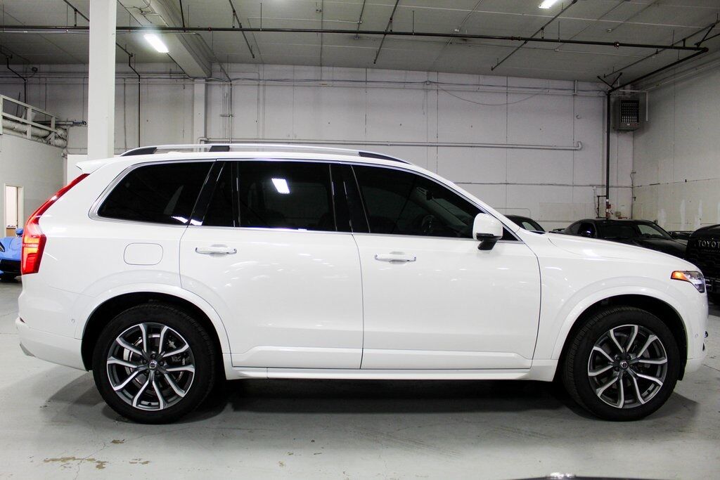 2017 Volvo XC90 T6 Momentum Tigard OR