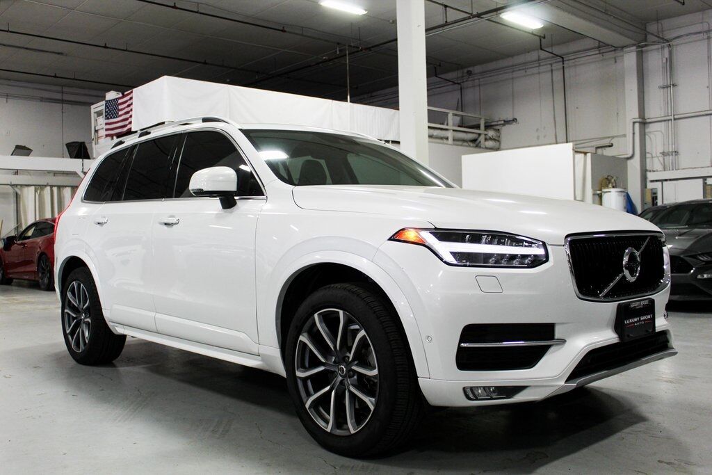 2017 Volvo XC90 T6 Momentum Tigard OR