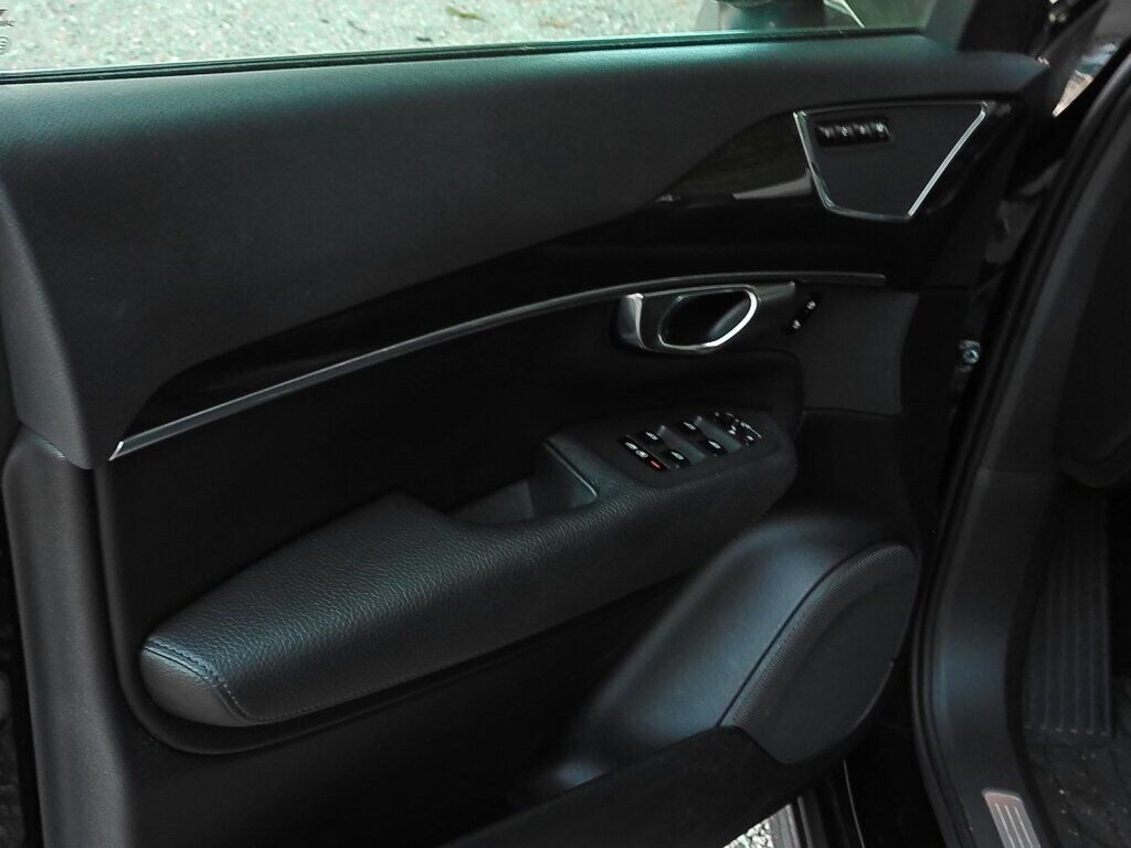 2017 Volvo XC90 T6 Momentum Richmond VA