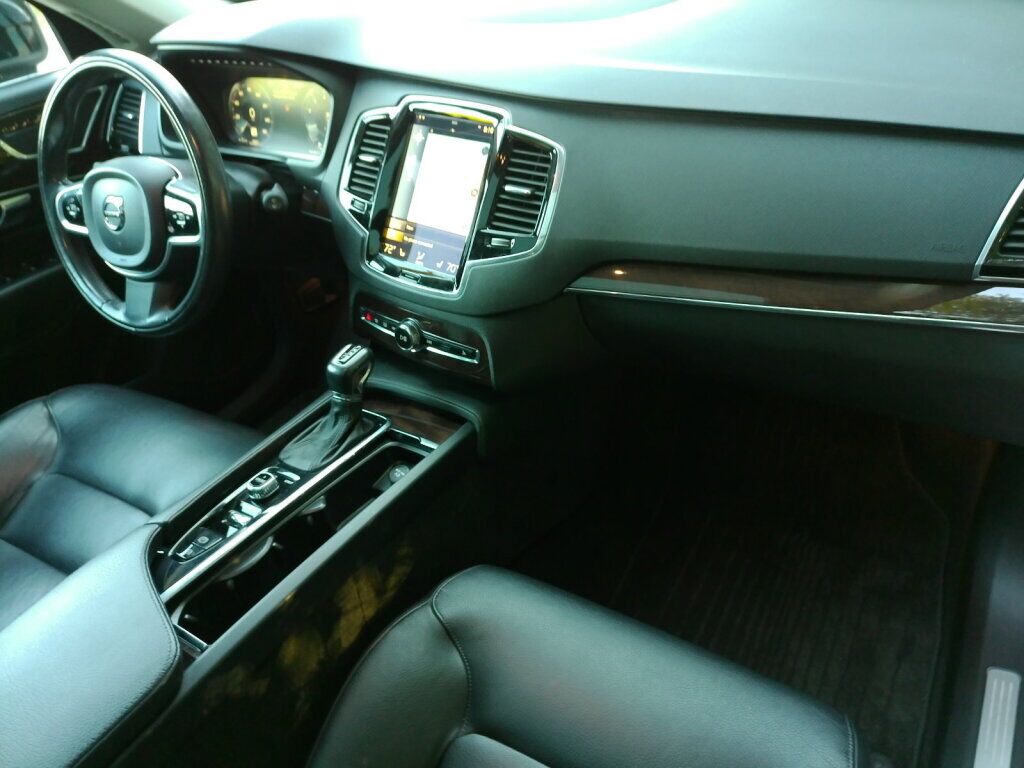 2017 Volvo XC90 T6 Momentum Richmond VA