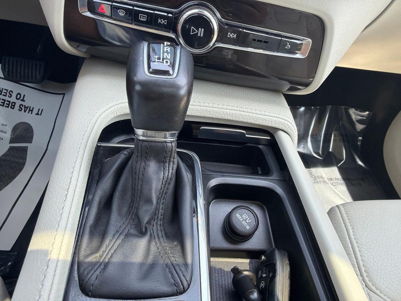 2017 Volvo XC90 T6 Momentum Fredericksburg VA