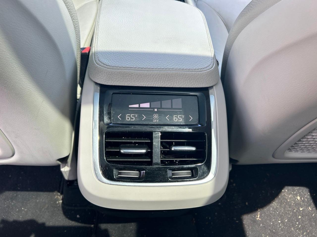 2017 Volvo XC90 T6 Momentum Ashland VA