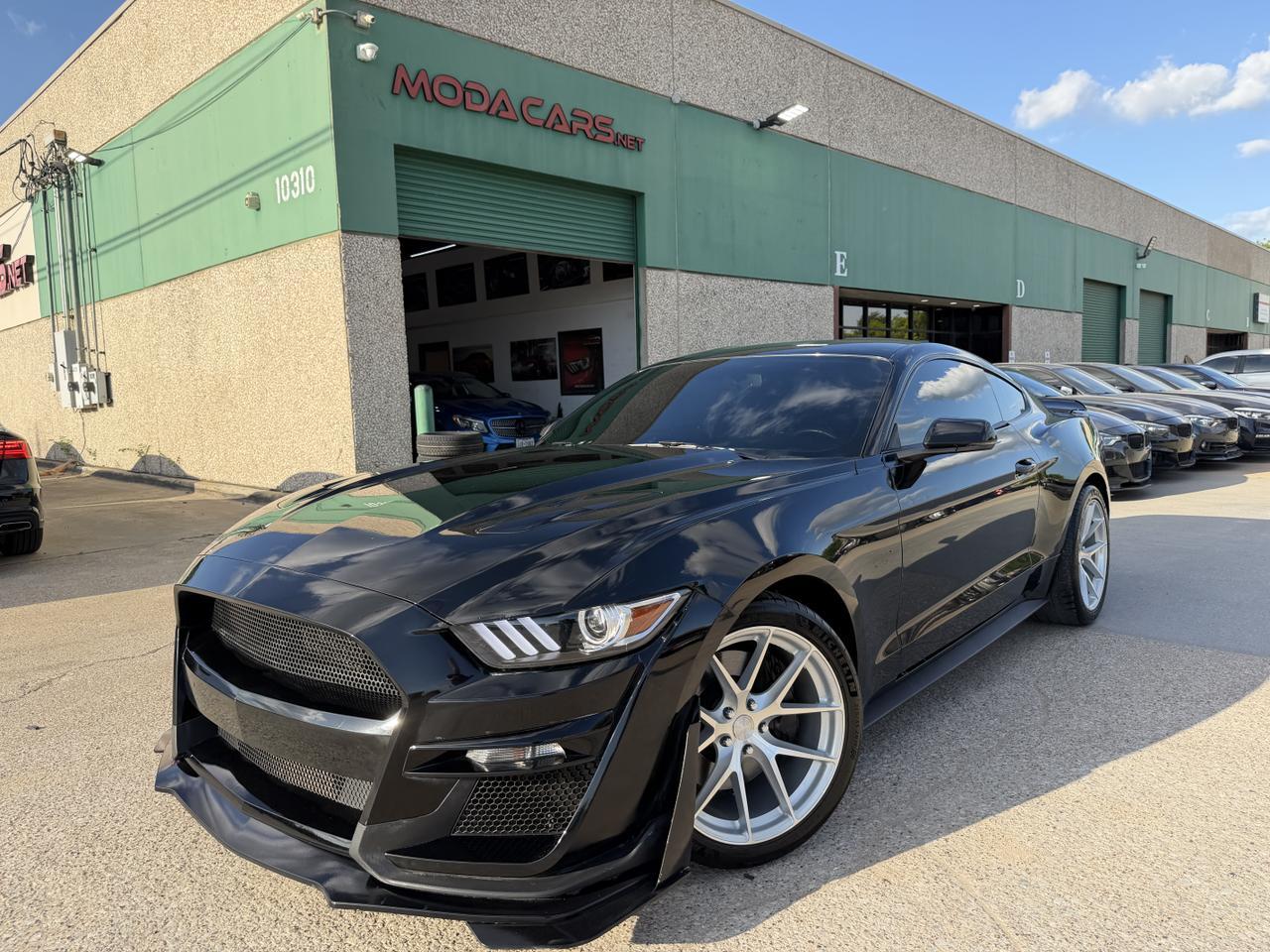 2017 Ford Mustang GT Coupe Premium's photo