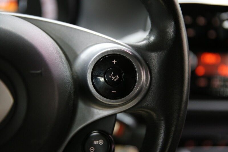 2017 smart fortwo passion Plainview NY