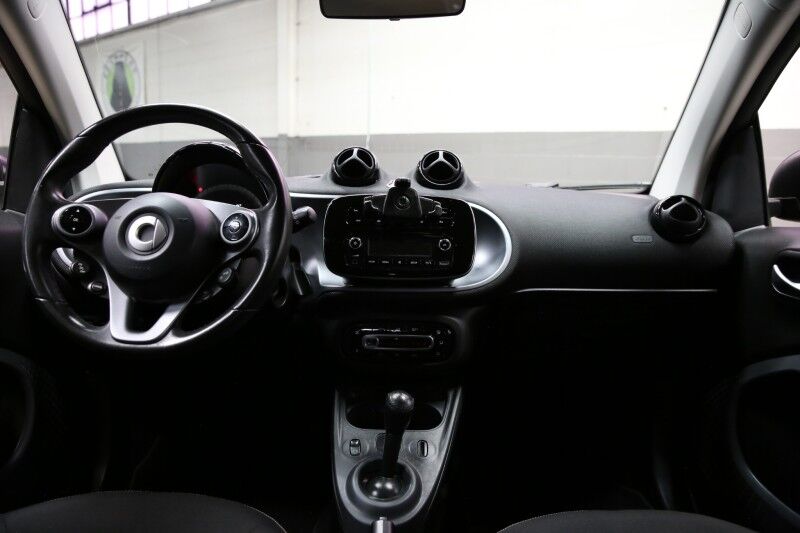 2017 smart fortwo passion Plainview NY
