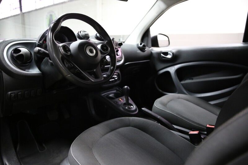 2017 smart fortwo passion Plainview NY