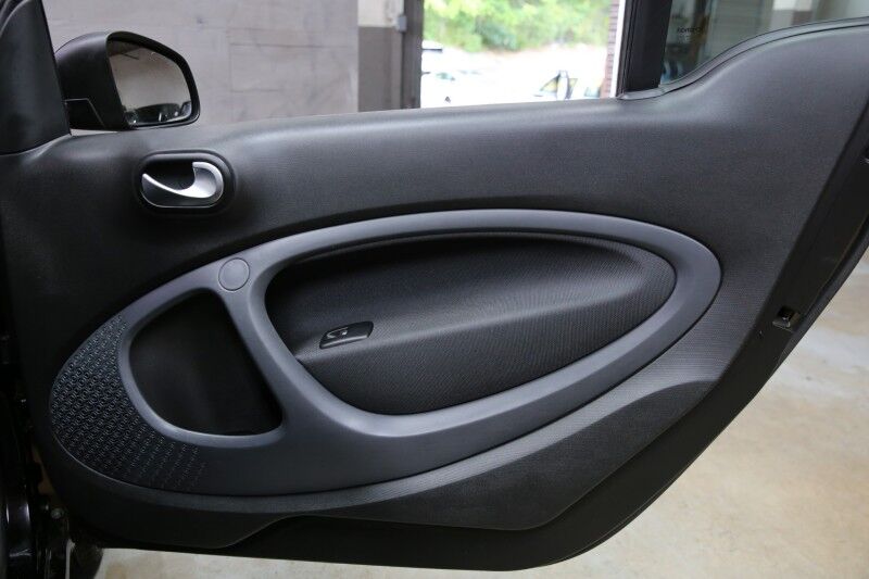 2017 smart fortwo passion Plainview NY