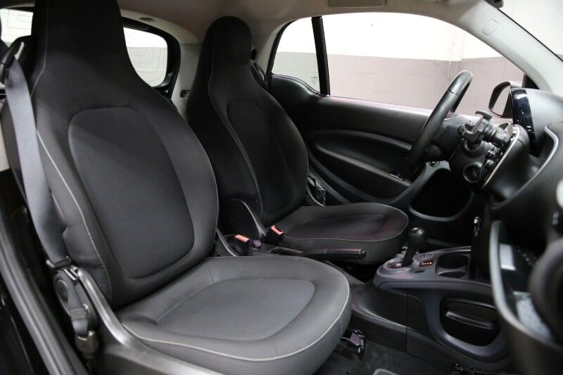 2017 smart fortwo passion Plainview NY