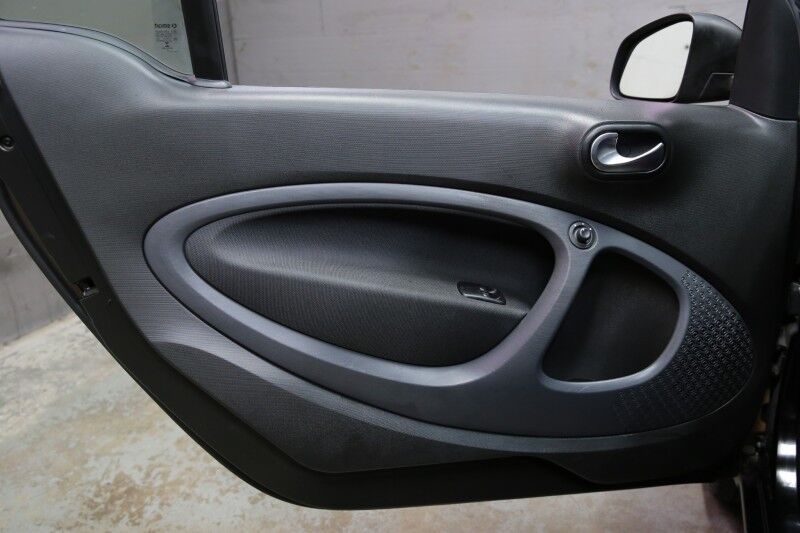 2017 smart fortwo passion Plainview NY