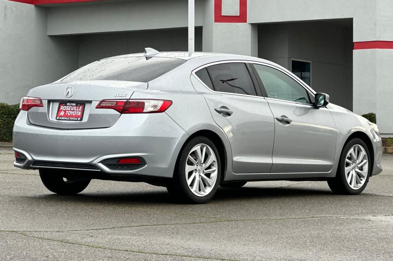 2018 Acura ILX w/Premium Pkg