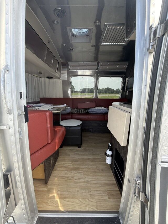 2018 Airstream 25FB Travel Trailer Lafayette LA