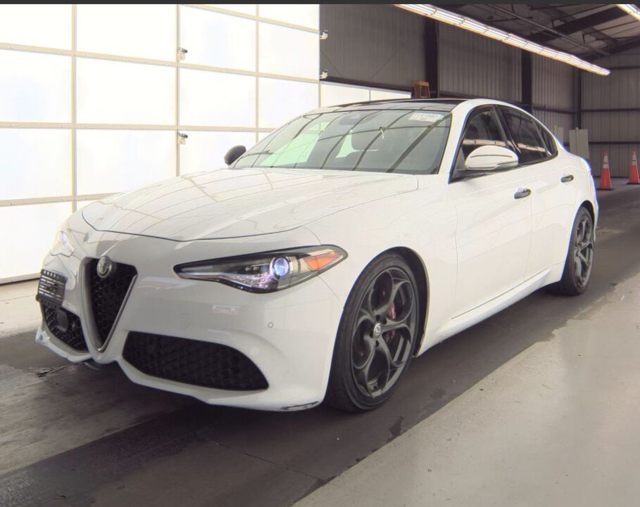 2018 Alfa Romeo Ti Sport