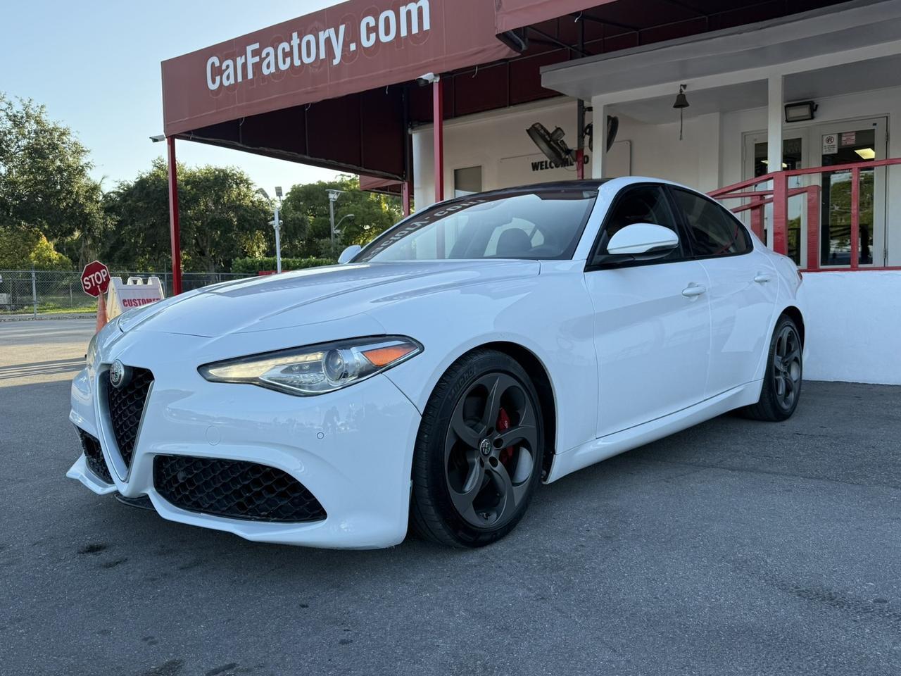 2018 Alfa Romeo Giulia Miami FL