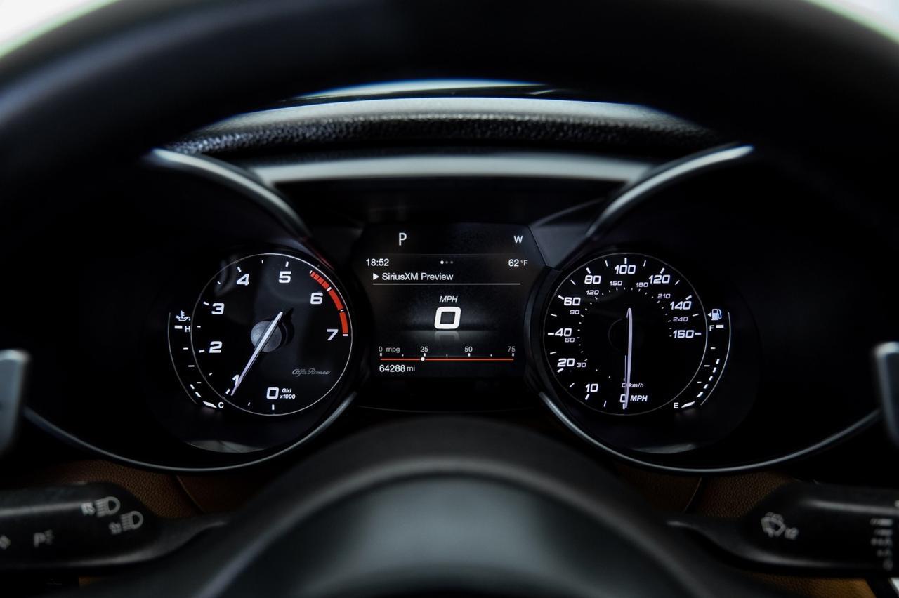 2018 Alfa Romeo Giulia SPORT AWD DRIVER ASSIST DYNAMIC PKG DRIVER ASSIST STATIC PKG LEATHER SEATS REAR CAMERA Carrollton TX