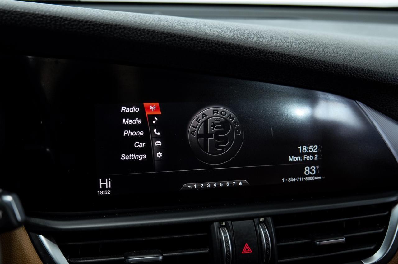 2018 Alfa Romeo Giulia SPORT AWD DRIVER ASSIST DYNAMIC PKG DRIVER ASSIST STATIC PKG LEATHER SEATS REAR CAMERA Carrollton TX