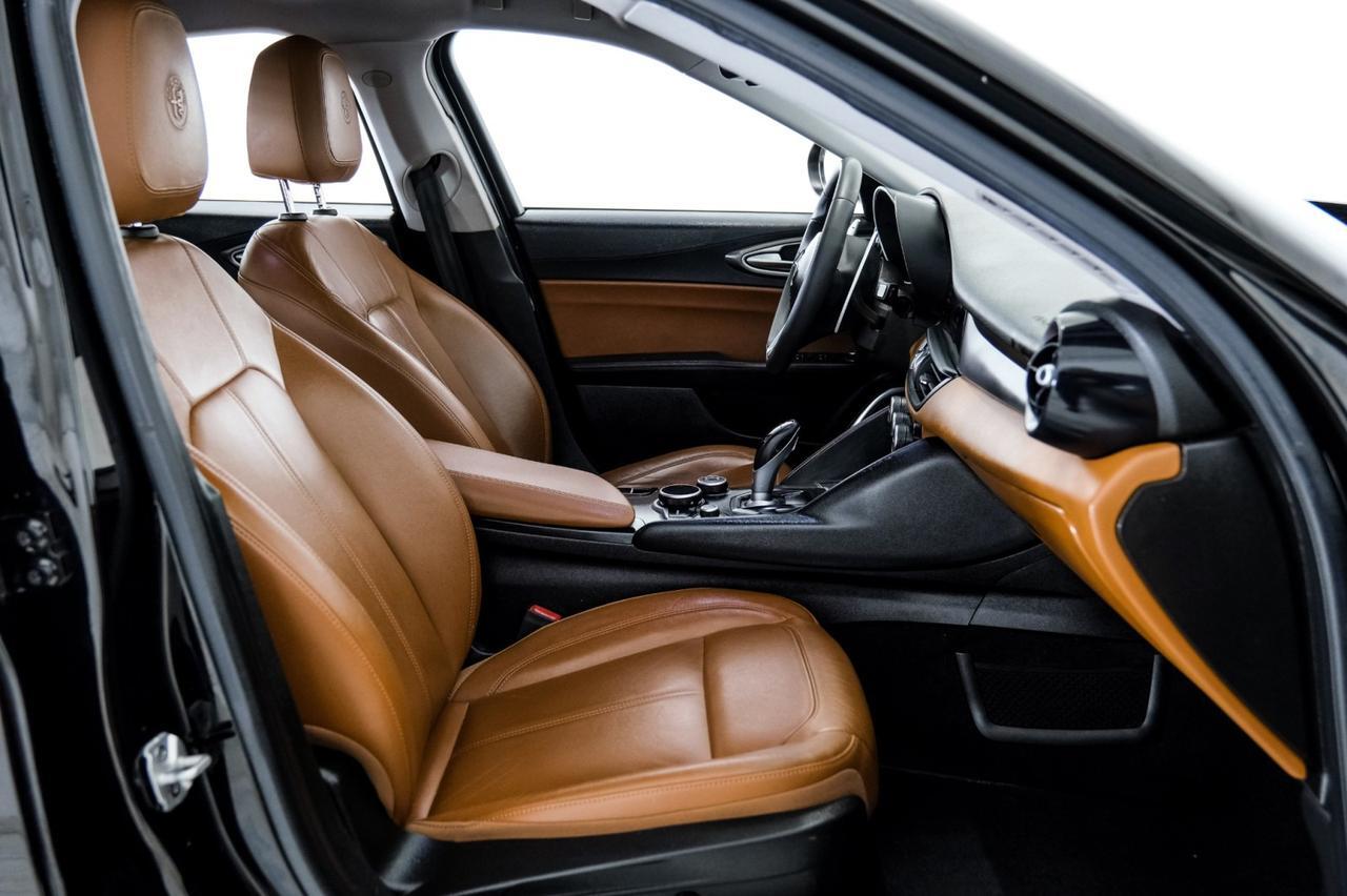 2018 Alfa Romeo Giulia SPORT AWD DRIVER ASSIST DYNAMIC PKG DRIVER ASSIST STATIC PKG LEATHER SEATS REAR CAMERA Carrollton TX