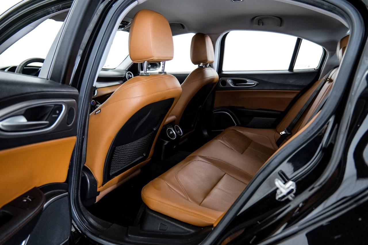 2018 Alfa Romeo Giulia SPORT AWD DRIVER ASSIST DYNAMIC PKG DRIVER ASSIST STATIC PKG LEATHER SEATS REAR CAMERA Carrollton TX