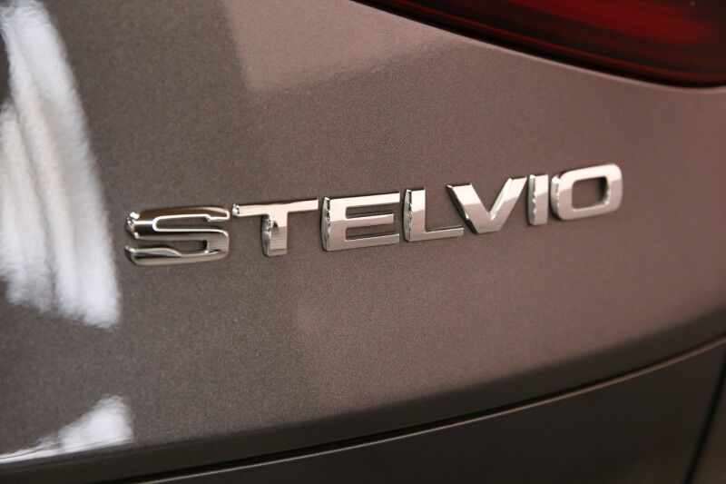 2018 Alfa Romeo Stelvio Sport Plainview NY
