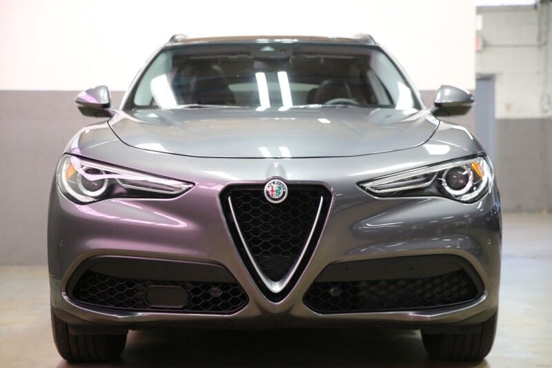 2018 Alfa Romeo Stelvio Sport