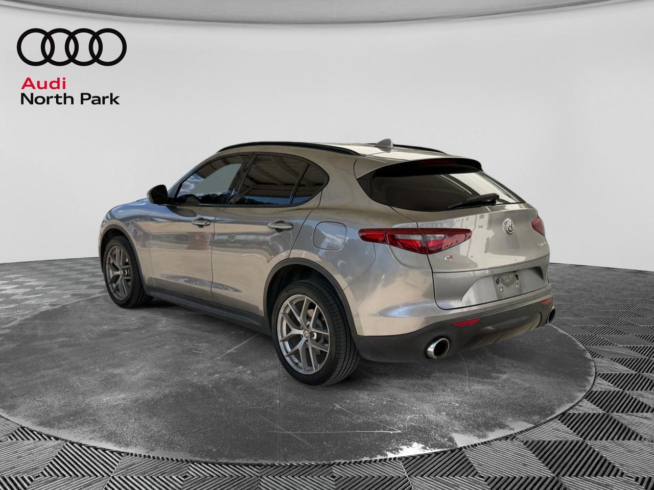2018 Alfa Romeo Stelvio Ti Sport