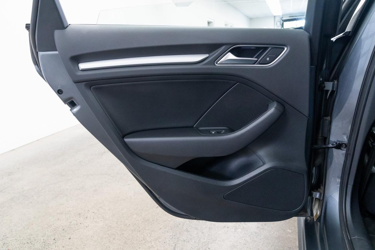 2018 Audi A3 e-tron 1.4T Premium Heated Seats Sport Package Moonroof Portland OR