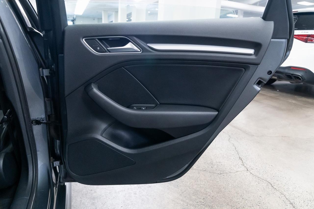 2018 Audi A3 e-tron 1.4T Premium Heated Seats Sport Package Moonroof Portland OR