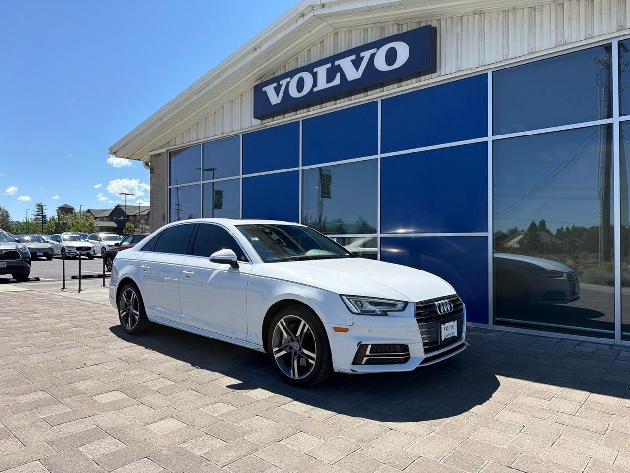 2018 Audi A4 2.0T Premium Plus